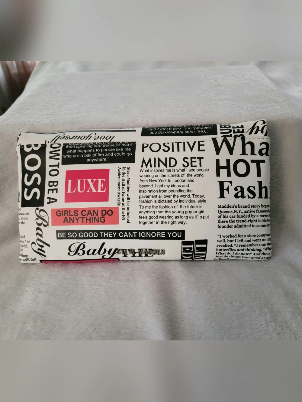 Steve Madden Bsublime Clutch - Picture 3 of 7